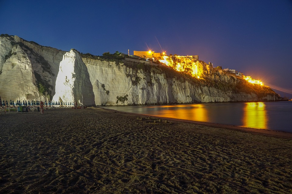 Vieste Strand bei Nacht