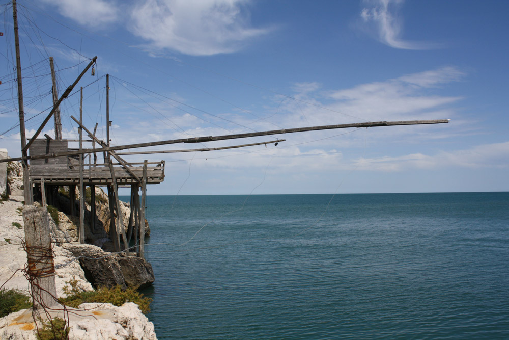 Ein Trabucco zum Meer in Vieste